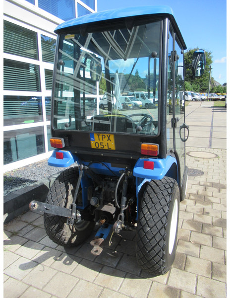 New Holland TC21D 4WD 4x4 Cabine Verwarming - Farm tractor: picture 4 New Holland TC21D 4WD 4x4 Cabine Verwarming - Farm tractor: picture 4