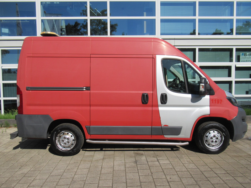 Peugeot Boxer 330 2.0 HDI 81KW L1H2 Pro AIRCO - Klima - Small van: picture 4 Peugeot Boxer 330 2.0 HDI 81KW L1H2 Pro AIRCO - Klima - Small van: picture 4