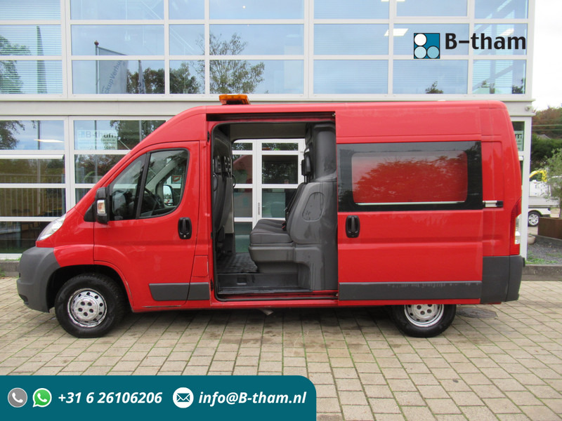 Peugeot Boxer 330 2.2 HDI L2H2 P+ DOKA Dubbelcabine - Small van, Combi van: picture 1 Peugeot Boxer 330 2.2 HDI L2H2 P+ DOKA Dubbelcabine - Small van, Combi van: picture 1