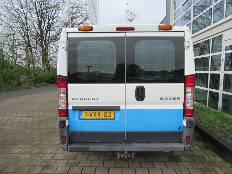Peugeot Boxer 333 2.2 HDI 88KW L2H1 - Small van: picture 5 Peugeot Boxer 333 2.2 HDI 88KW L2H1 - Small van: picture 5