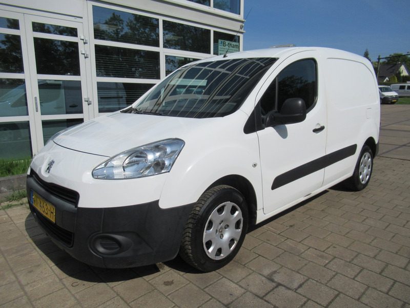 Peugeot Partner 120 1.6 HDI L1 XT AIRCO - KLIMA Schuifdeur - Box van: picture 3 Peugeot Partner 120 1.6 HDI L1 XT AIRCO - KLIMA Schuifdeur - Box van: picture 3