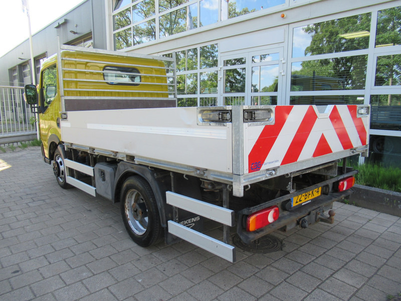 Renault Maxity 2.5DCi 107KW Airco Open laadbak Twist Lock - Flatbed van: picture 4 Renault Maxity 2.5DCi 107KW Airco Open laadbak Twist Lock - Flatbed van: picture 4