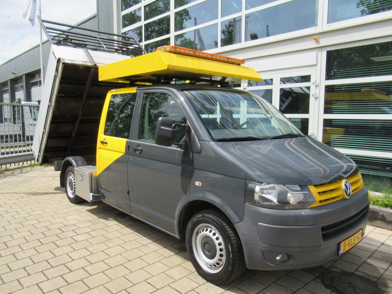 Volkswagen Transporter T5 2.0 TDI 75KW L2H1 DOKA dubbelcabine Kipper Actiebord - Tipper van, Combi van: picture 4 Volkswagen Transporter T5 2.0 TDI 75KW L2H1 DOKA dubbelcabine Kipper Actiebord - Tipper van, Combi van: picture 4