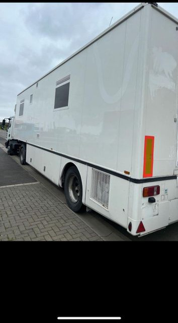 VanHool*WohntrailerProjekt*Aggregat*Wasser - Camper: picture 3 VanHool*WohntrailerProjekt*Aggregat*Wasser - Camper: picture 3
