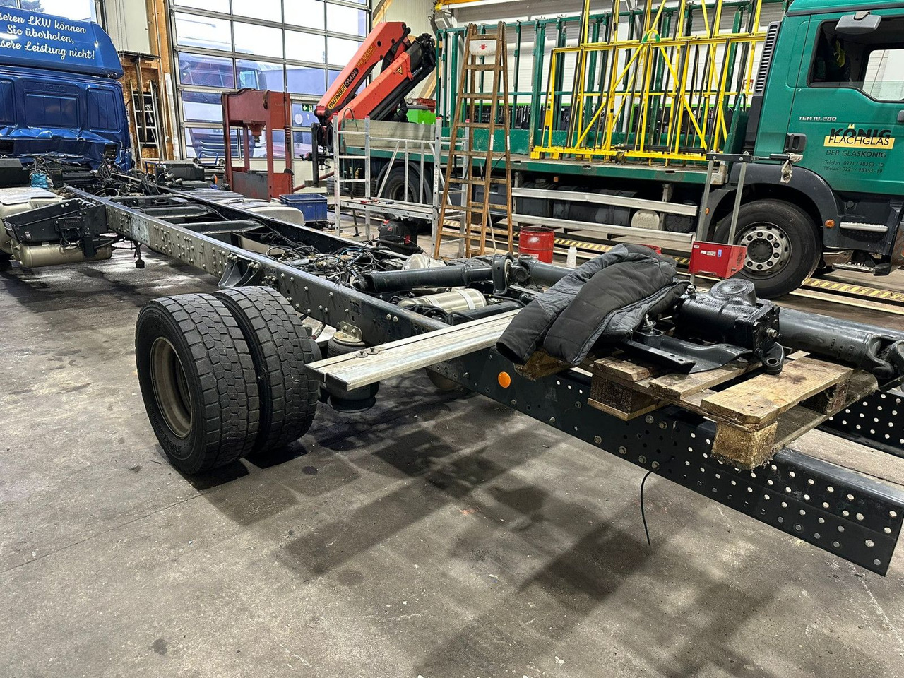Cab chassis truck Iveco 110EL25 Unfallchassis ohne Motor/Getriebe: picture 6