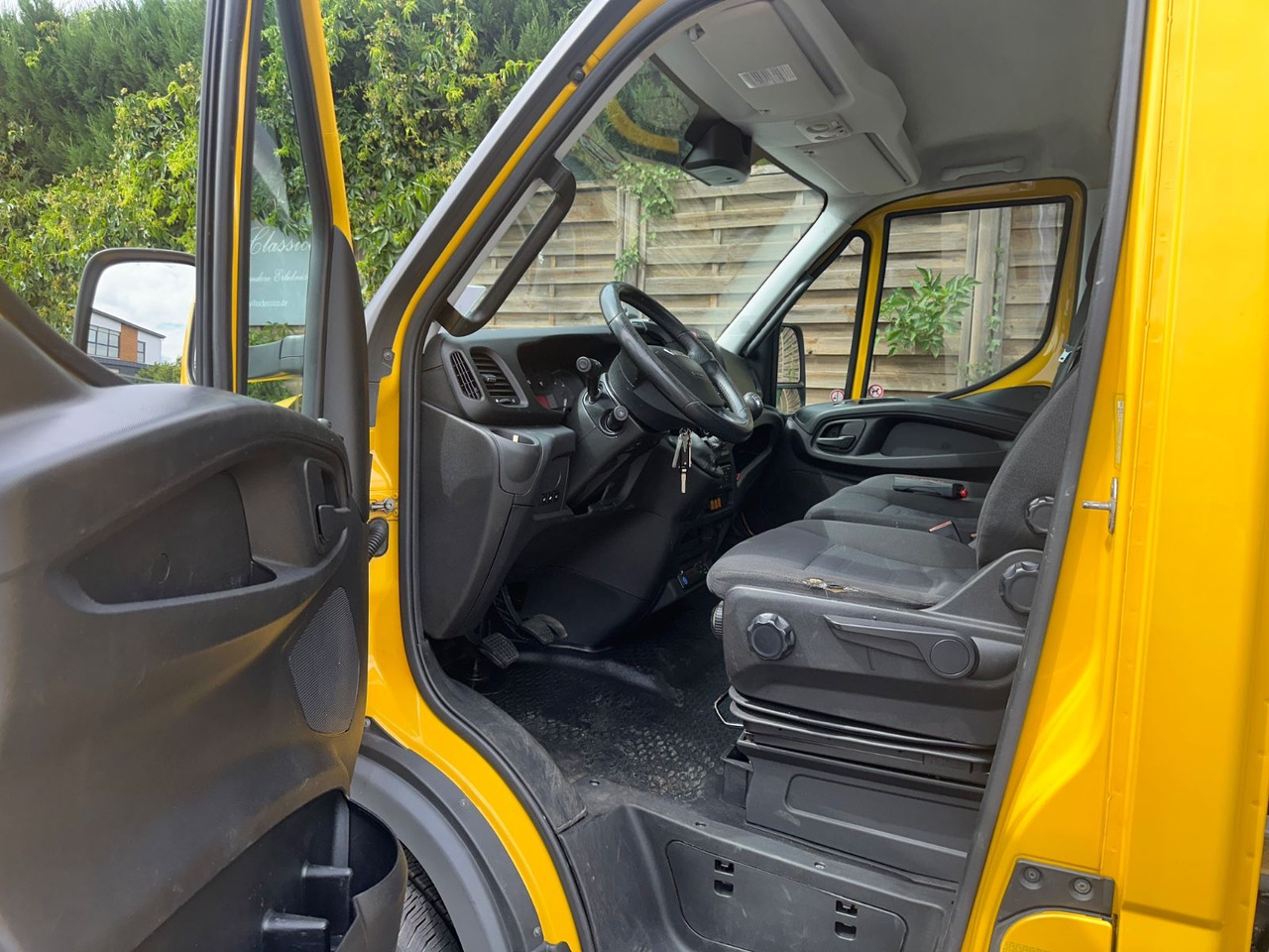 Tow truck Iveco Daily 70c18 Schiebeplateau/Seilwinde/Funk: picture 13