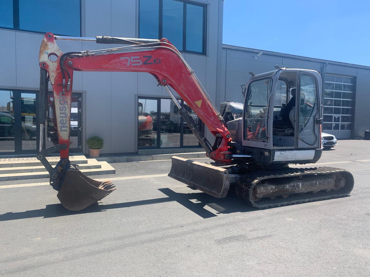 Neuson 785Z3 RD Schild/Stahlketten/Service neu - Crawler excavator: picture 1 Neuson 785Z3 RD Schild/Stahlketten/Service neu - Crawler excavator: picture 1