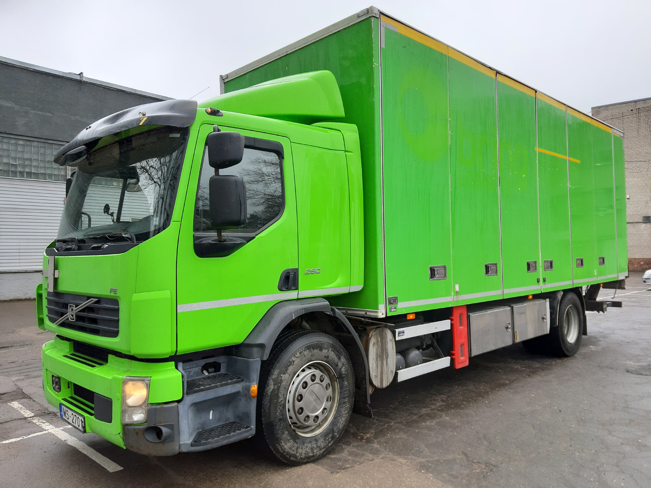 VOLVO FE - Box truck: picture 1 VOLVO FE - Box truck: picture 1