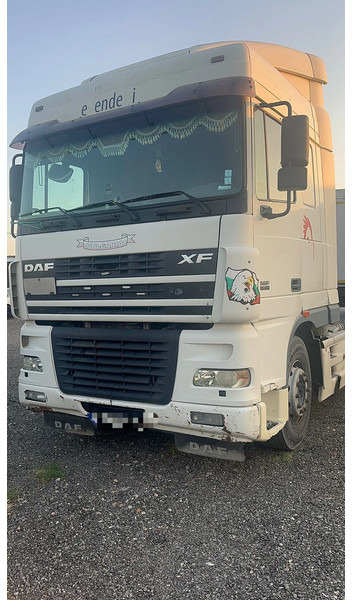 DAF 95.480 XF95.480 AUTOMATIC - Terminal tractor: picture 3 DAF 95.480 XF95.480 AUTOMATIC - Terminal tractor: picture 3