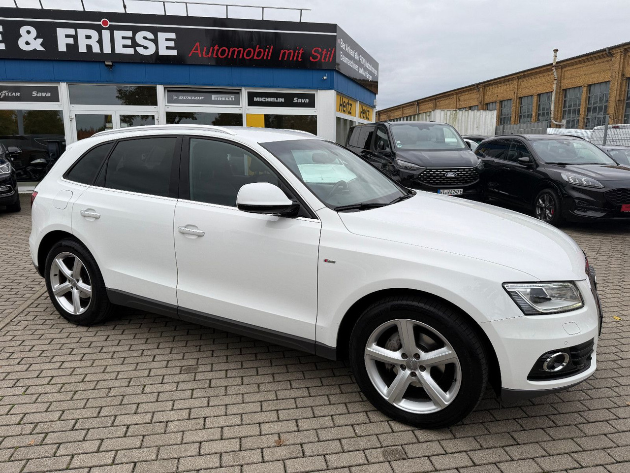Audi Q5 2.0 TDI CLEAN DIESEL S -LINE XENON LED ACC - SUV: picture 4 Audi Q5 2.0 TDI CLEAN DIESEL S -LINE XENON LED ACC - SUV: picture 4