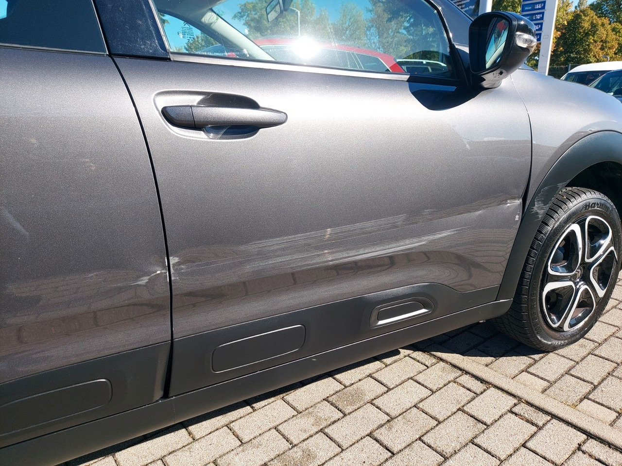 Citroën C4 Cactus Feel DAB Klima Sitzheizung PDC - Sedan: picture 2 Citroën C4 Cactus Feel DAB Klima Sitzheizung PDC - Sedan: picture 2