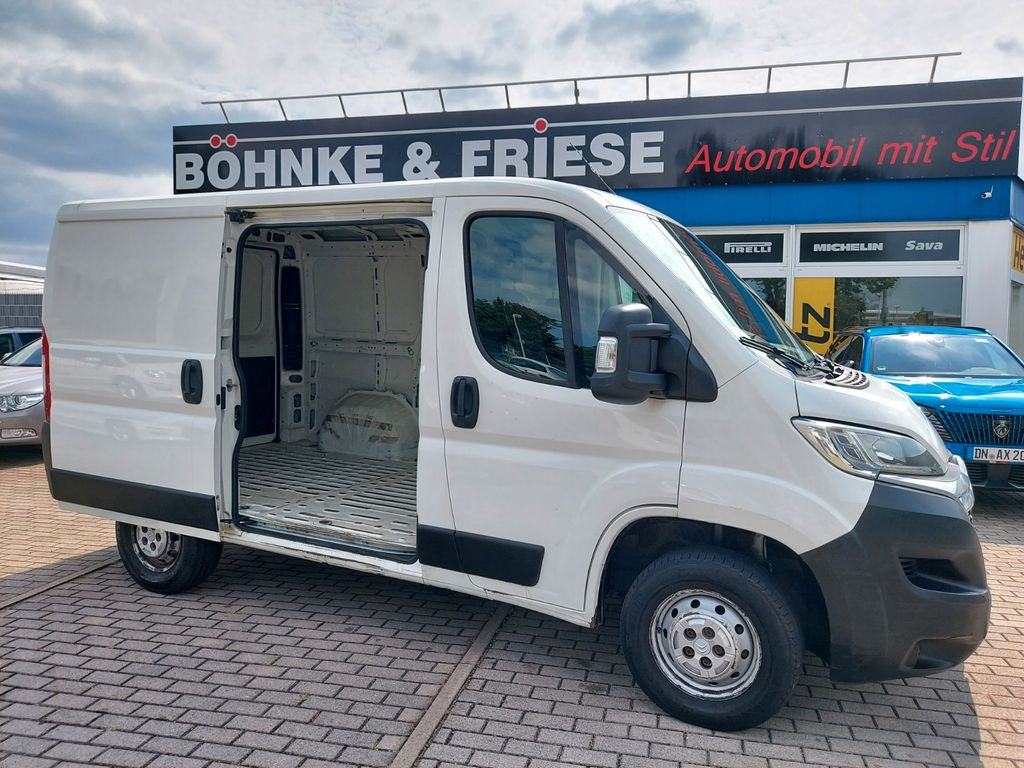 Citroën Jumper Kasten 28 L1H1 Start BlueHDi 110 - Minibus, Passenger van: picture 2 Citroën Jumper Kasten 28 L1H1 Start BlueHDi 110 - Minibus, Passenger van: picture 2