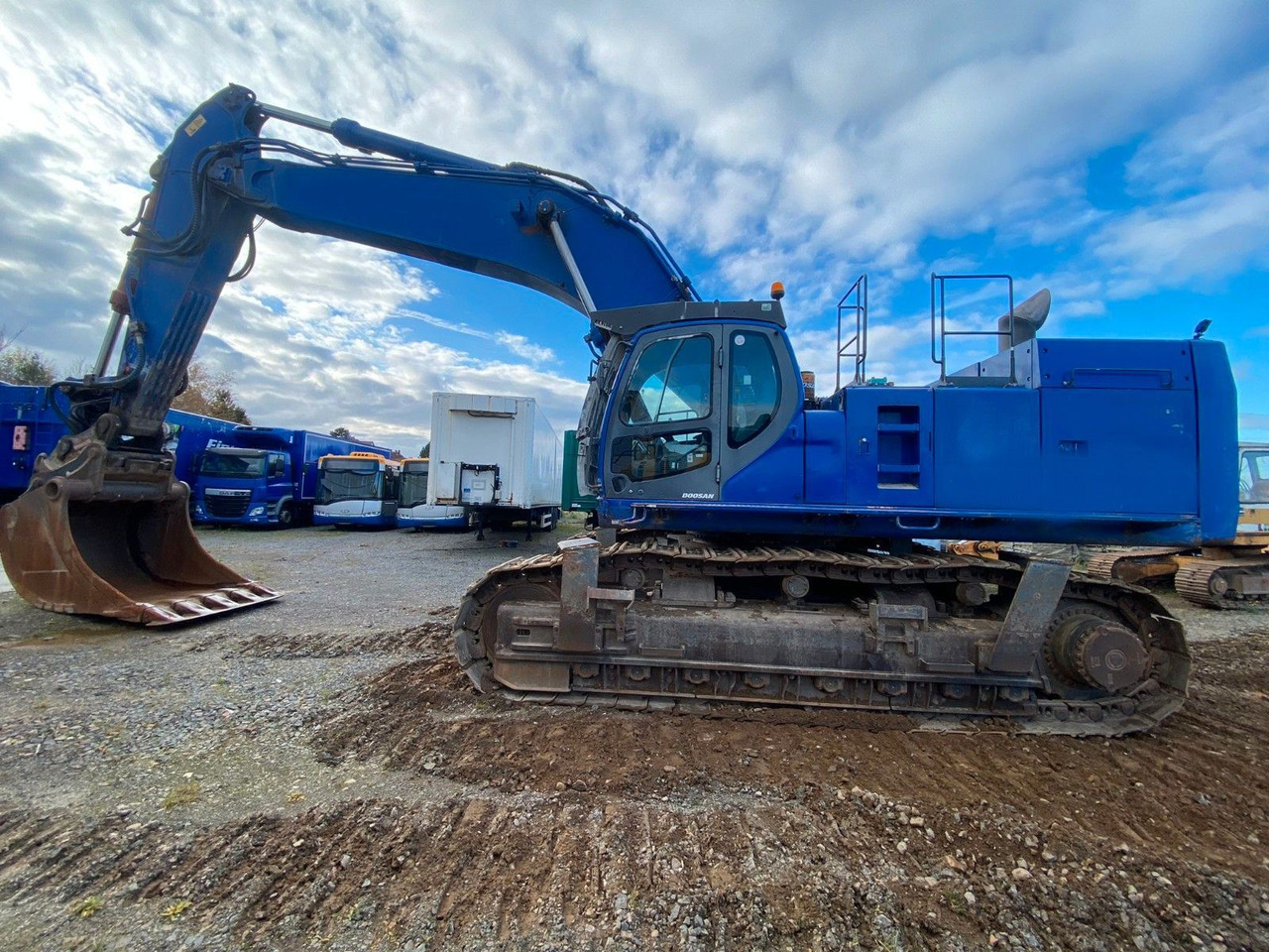 Doosan DX700 LC LO BIG Develon Kettenbagger TL + OQ120 - Crawler excavator: picture 1 Doosan DX700 LC LO BIG Develon Kettenbagger TL + OQ120 - Crawler excavator: picture 1