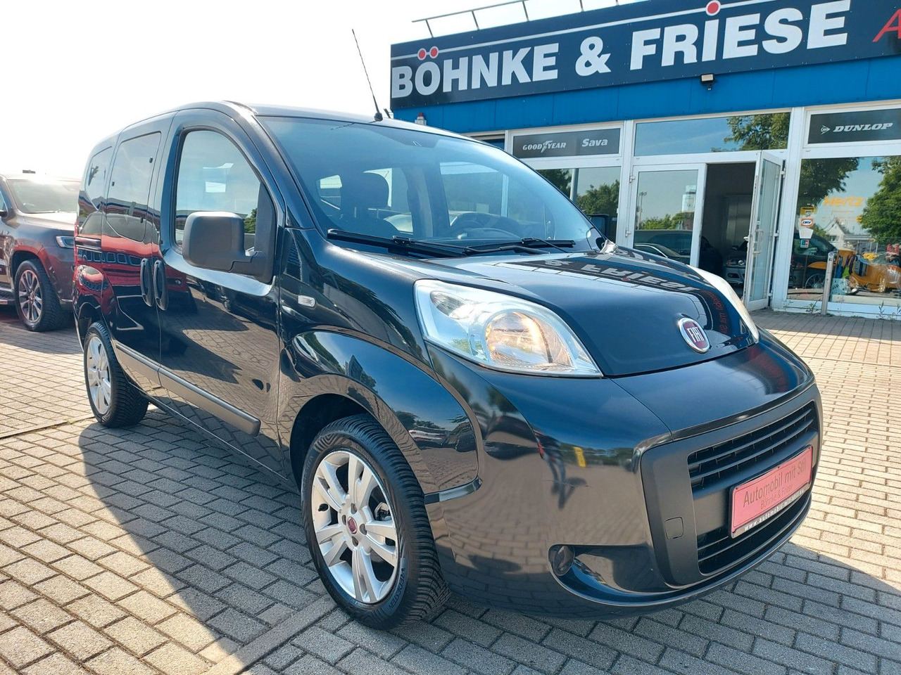 Fiat Qubo Pop 5 Sitze Klima Sitzheizung PDC - Passenger van: picture 2 Fiat Qubo Pop 5 Sitze Klima Sitzheizung PDC - Passenger van: picture 2