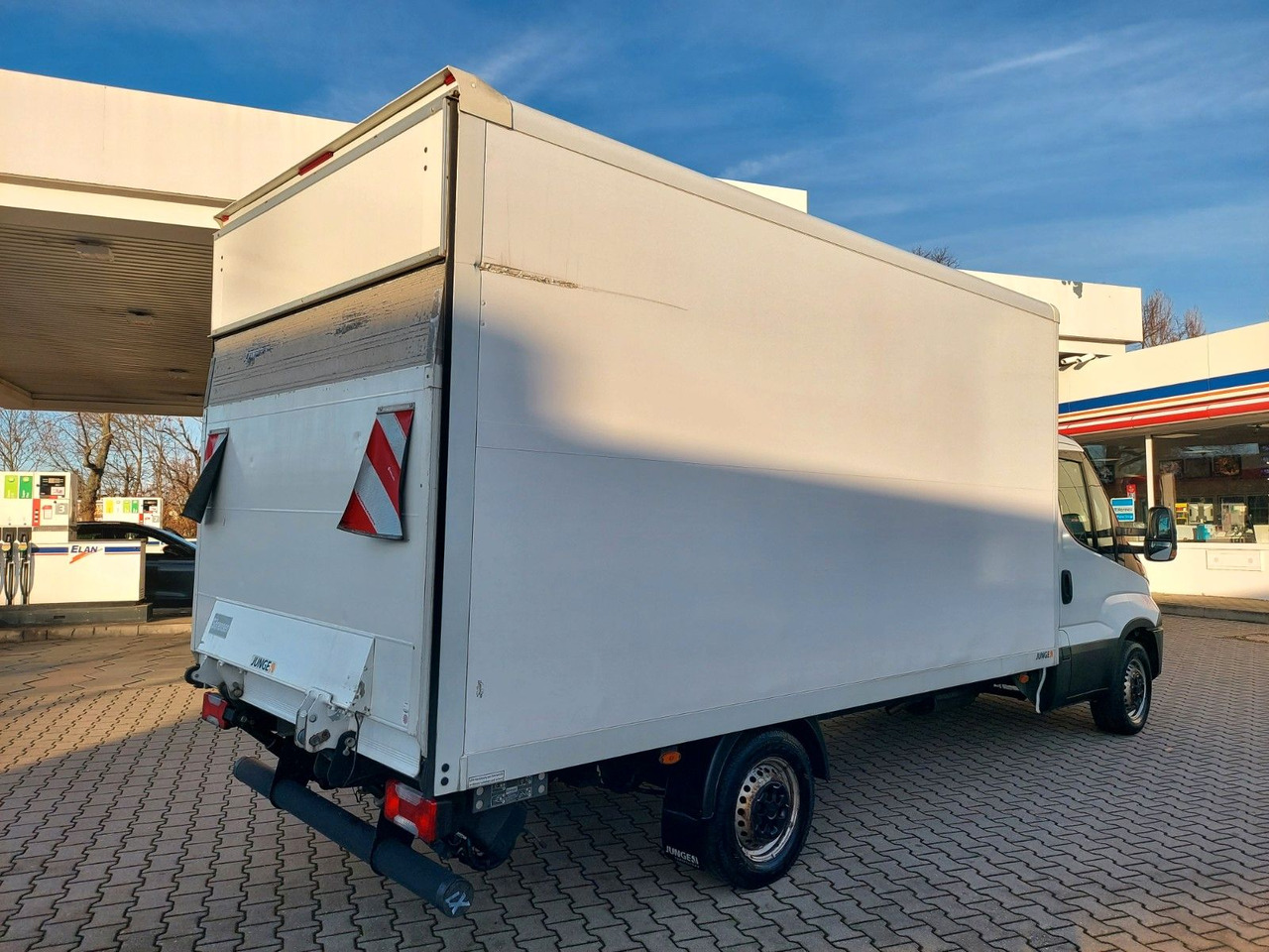 Box van Iveco Daily 35s16 KOFFER LBW KLIMA: picture 10 Box van Iveco Daily 35s16 KOFFER LBW KLIMA: picture 10