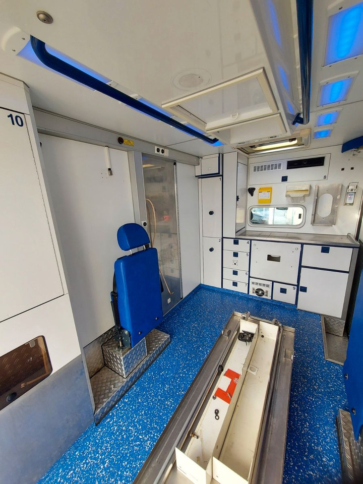 New Ambulance Mercedes-Benz Sprinter II Pritsche 516 Autom. RTW Ambulance: picture 18