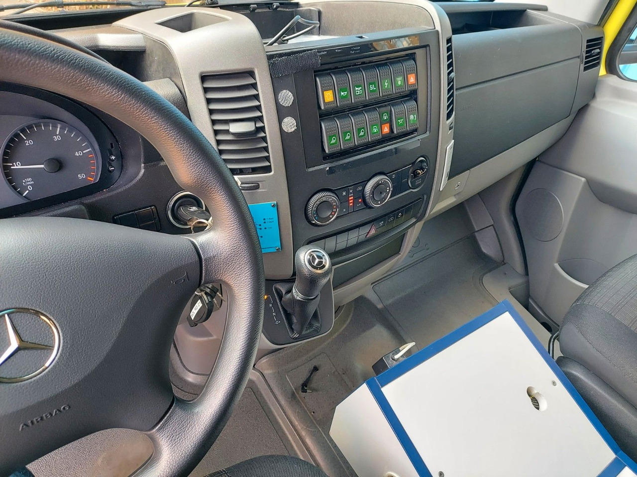New Ambulance Mercedes-Benz Sprinter II Pritsche 516 Autom. RTW Ambulance: picture 10