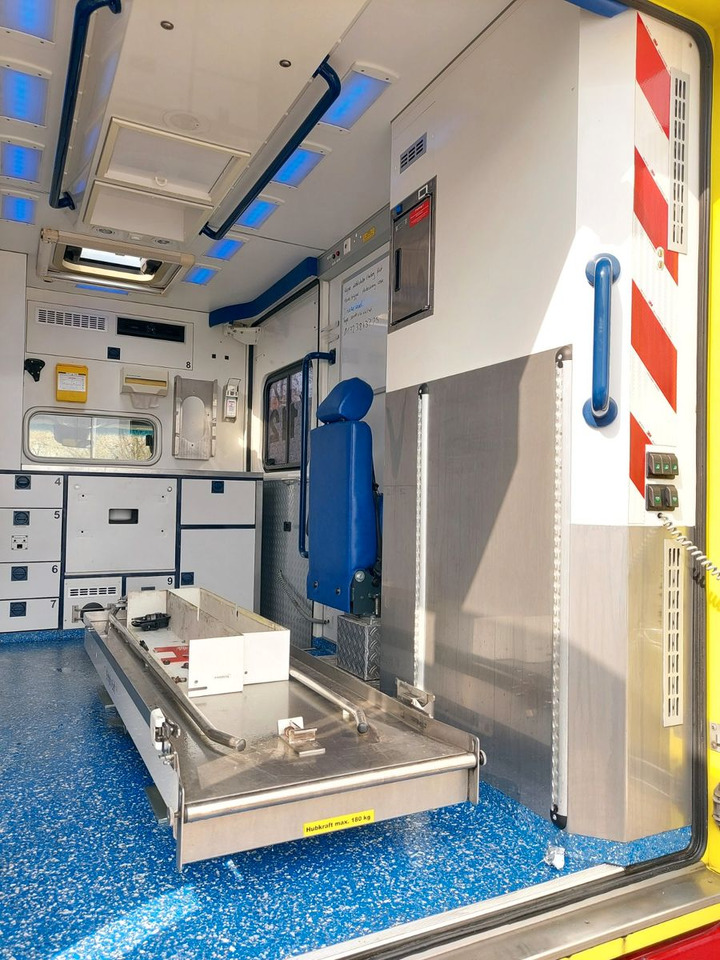 New Ambulance Mercedes-Benz Sprinter II Pritsche 516 Autom. RTW Ambulance: picture 24