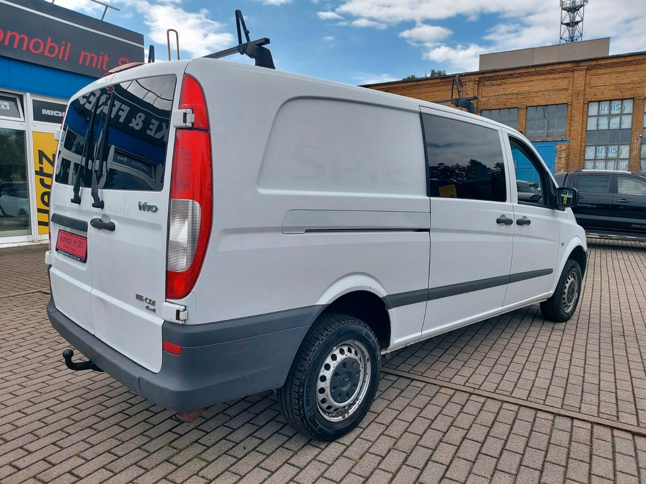 Mercedes-Benz Vito Mixto 4x4 116 extralang Automatik 5 Sitze - Passenger van: picture 5 Mercedes-Benz Vito Mixto 4x4 116 extralang Automatik 5 Sitze - Passenger van: picture 5