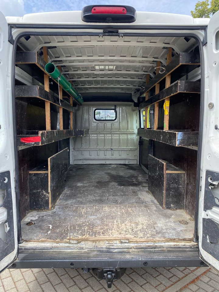 Passenger van Peugeot Boxer Kasten Hochraum 435 L4H2 Komfort Plus Blue: picture 14