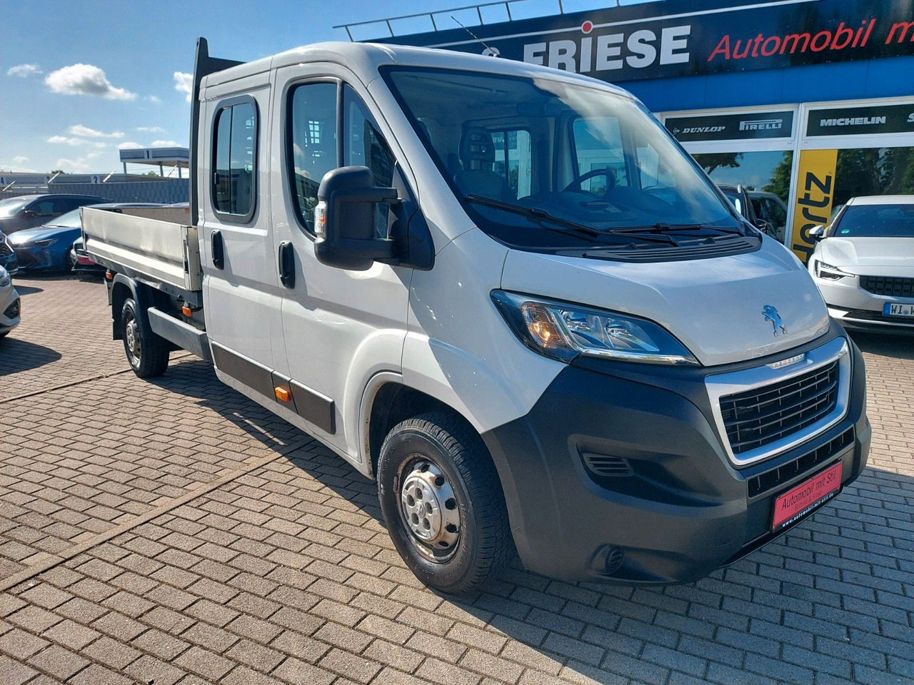 Peugeot Boxer Pritsche Doka. 335 L3 BlueHDi 130 Klima - Flatbed van, Combi van: picture 1 Peugeot Boxer Pritsche Doka. 335 L3 BlueHDi 130 Klima - Flatbed van, Combi van: picture 1