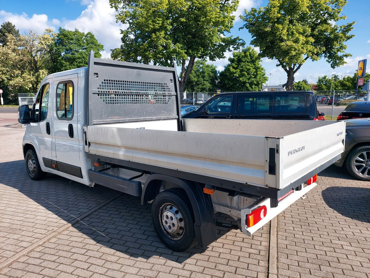 Peugeot Boxer Pritsche Doka. 335 L3 BlueHDi 130 Klima - Flatbed van, Combi van: picture 4 Peugeot Boxer Pritsche Doka. 335 L3 BlueHDi 130 Klima - Flatbed van, Combi van: picture 4