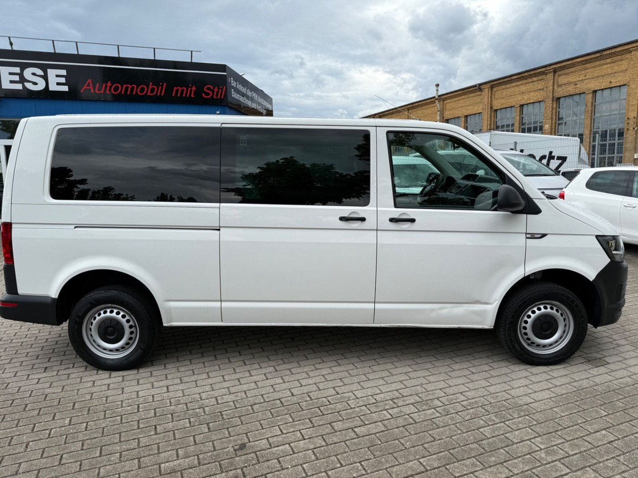 Volkswagen T6 Transporter Kasten Kombi lang 4Motion 5 Sitze - Passenger van: picture 3 Volkswagen T6 Transporter Kasten Kombi lang 4Motion 5 Sitze - Passenger van: picture 3