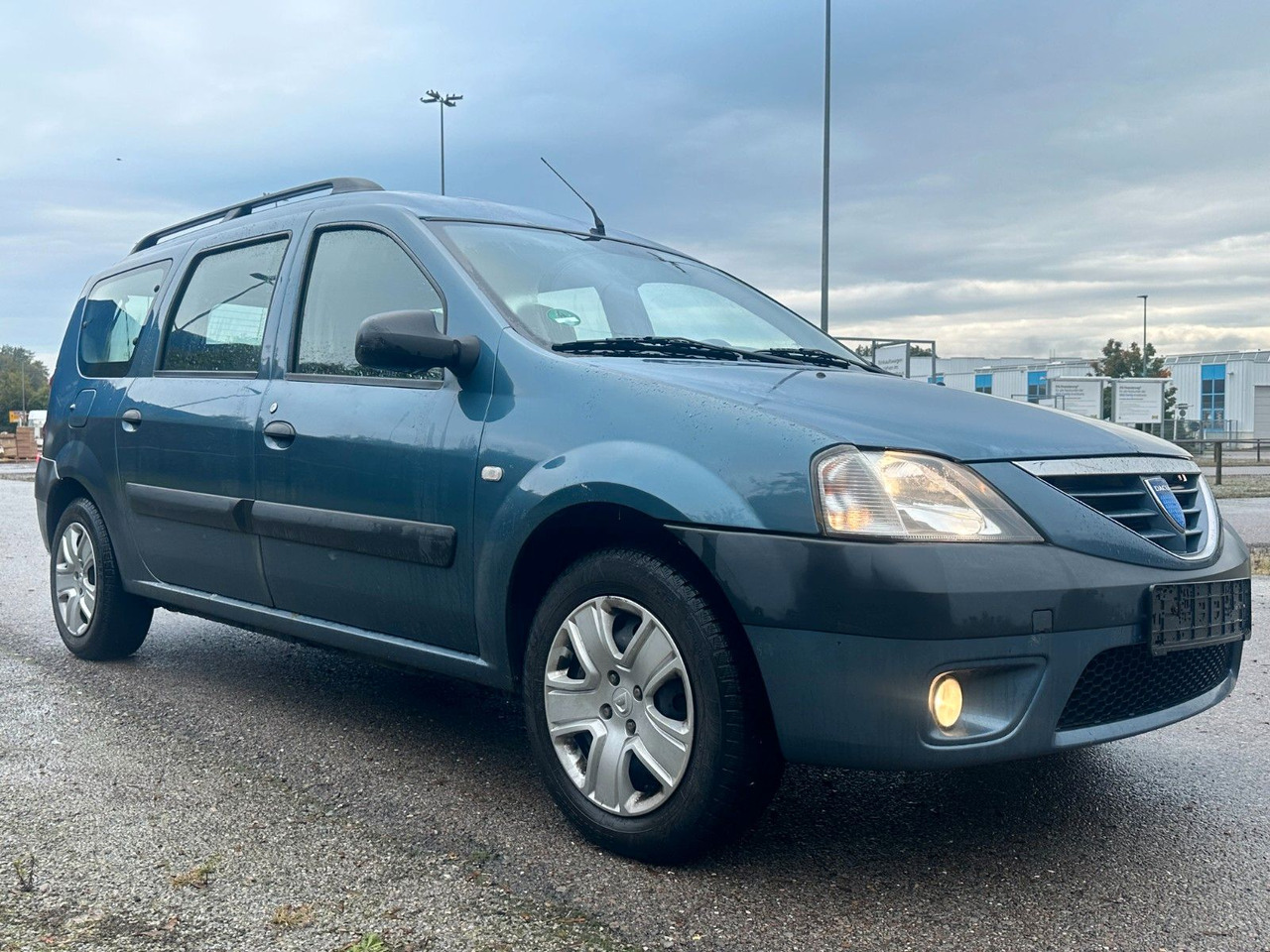 Dacia Logan MCV 1.6 16V Lauréate,Kupplung neu,TÜV 6/25 - Car: picture 3 Dacia Logan MCV 1.6 16V Lauréate,Kupplung neu,TÜV 6/25 - Car: picture 3