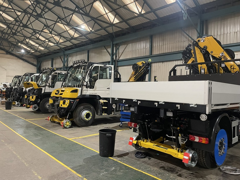 UNIMOG Unimog 423, 4x4, Mercedes Benz, Hiab - Crane truck: picture 4 UNIMOG Unimog 423, 4x4, Mercedes Benz, Hiab - Crane truck: picture 4