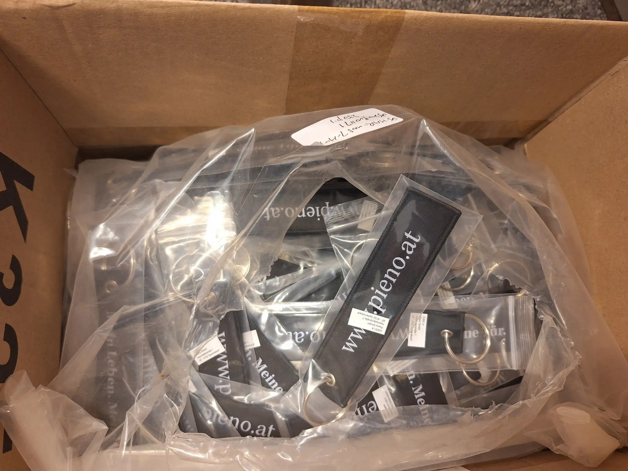 1 Posten Verbrauchsmaterial (Pieno) - Tool/ Equipment: picture 2 1 Posten Verbrauchsmaterial (Pieno) - Tool/ Equipment: picture 2