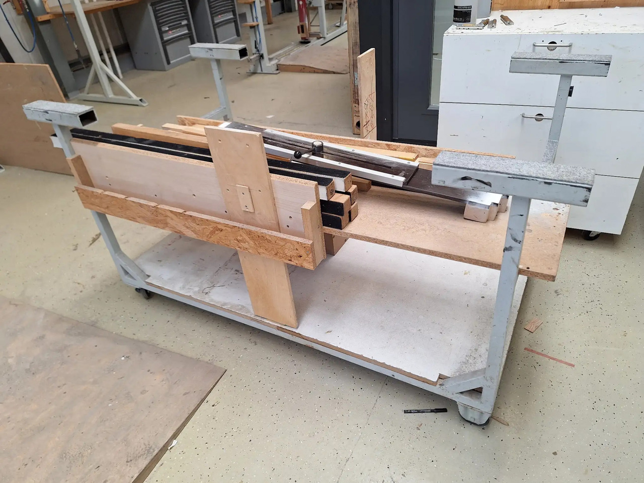 1 Stk. Transportwagen - Material handling equipment: picture 1 1 Stk. Transportwagen - Material handling equipment: picture 1