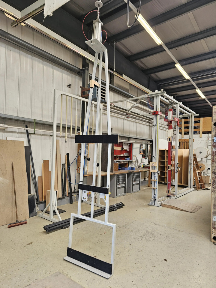 1 Stk. Türentransport Vorrichtung + Kran - Material handling equipment: picture 1 1 Stk. Türentransport Vorrichtung + Kran - Material handling equipment: picture 1