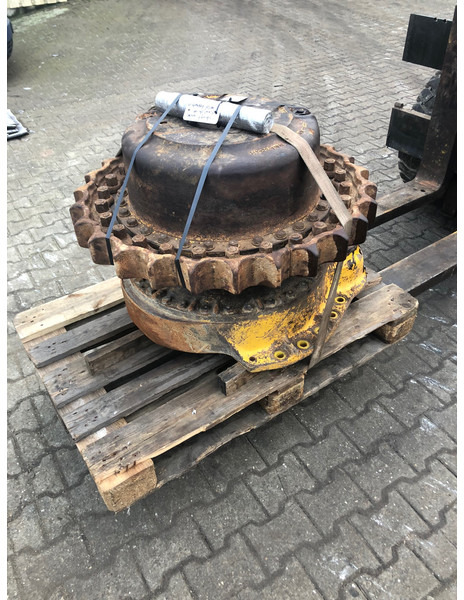 Komatsu D65-15 Final Drive OEM 14X2700310 - Final drive: picture 1 Komatsu D65-15 Final Drive OEM 14X2700310 - Final drive: picture 1