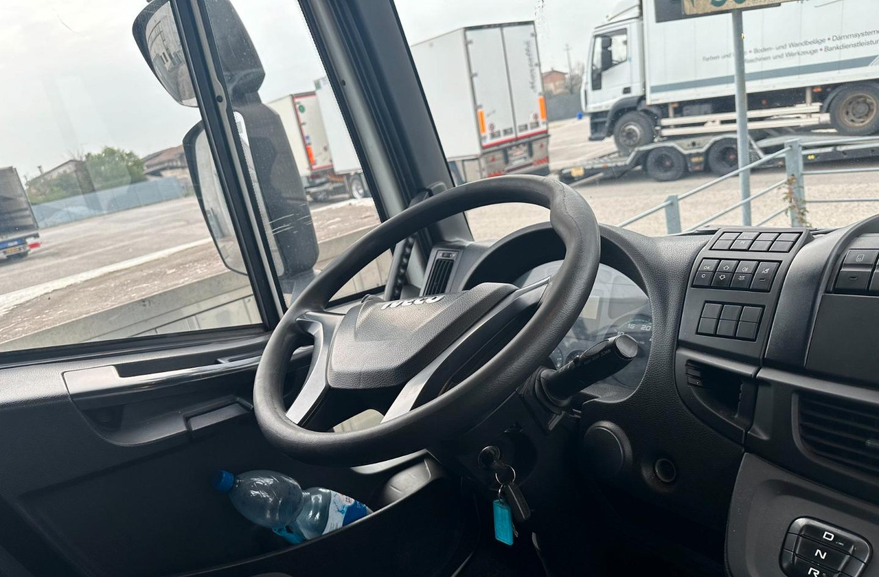 Iveco 140e28 furgone sponda euro 6 - Box truck: picture 4 Iveco 140e28 furgone sponda euro 6 - Box truck: picture 4
