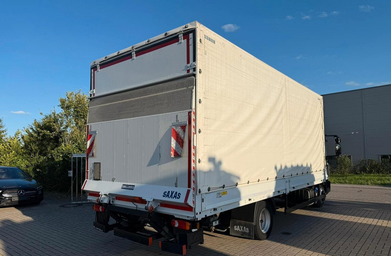 Iveco - Curtainsider truck: picture 5 Iveco - Curtainsider truck: picture 5