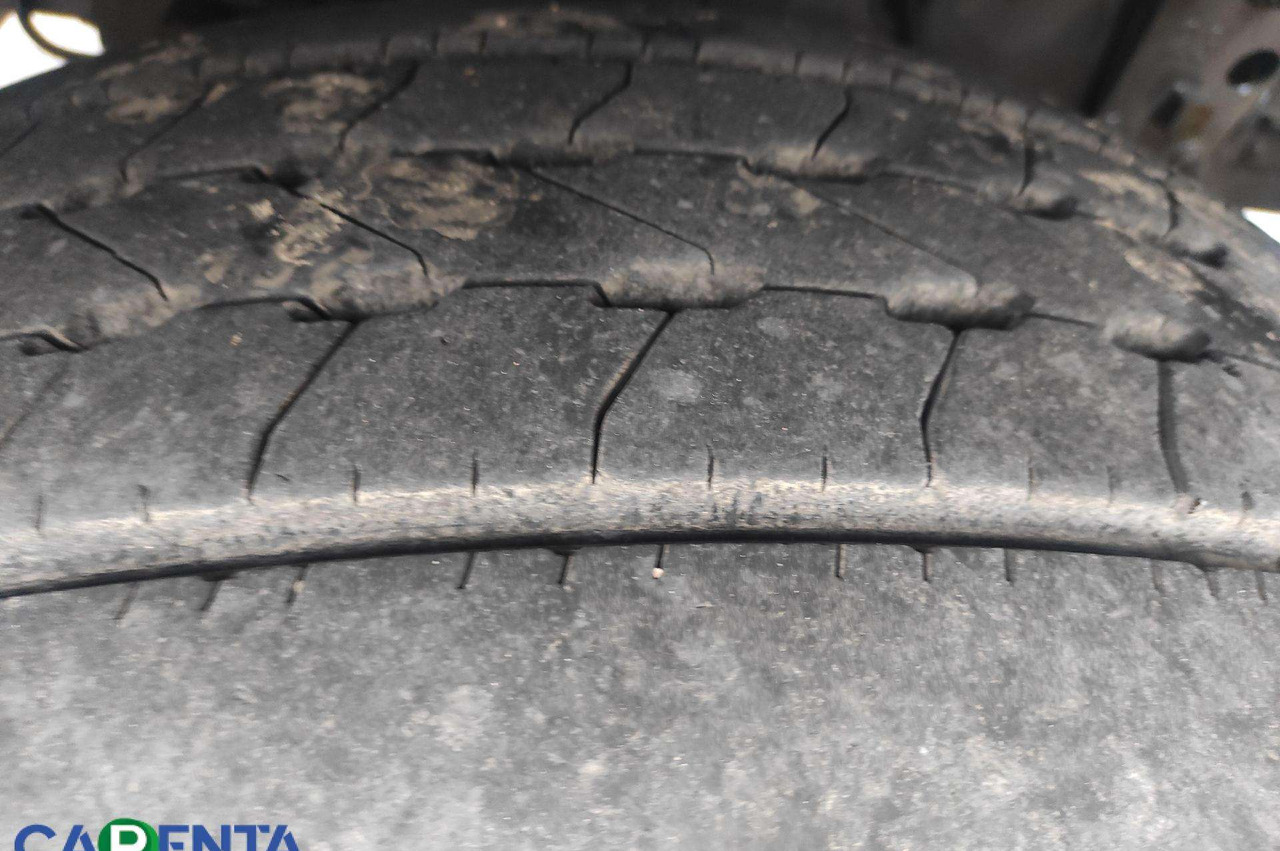 Isothermal truck DAF CF 310 FA: picture 16