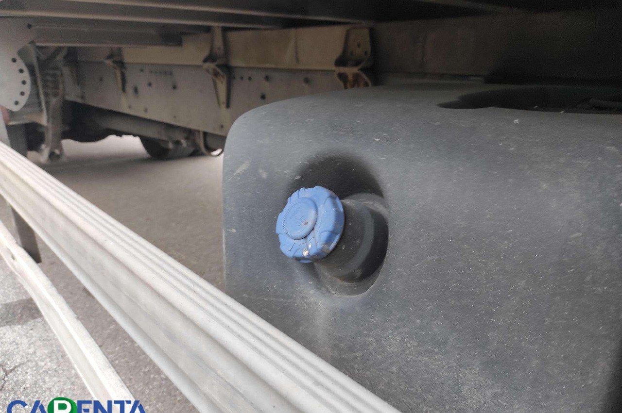 Isothermal truck DAF CF 310 FA: picture 12