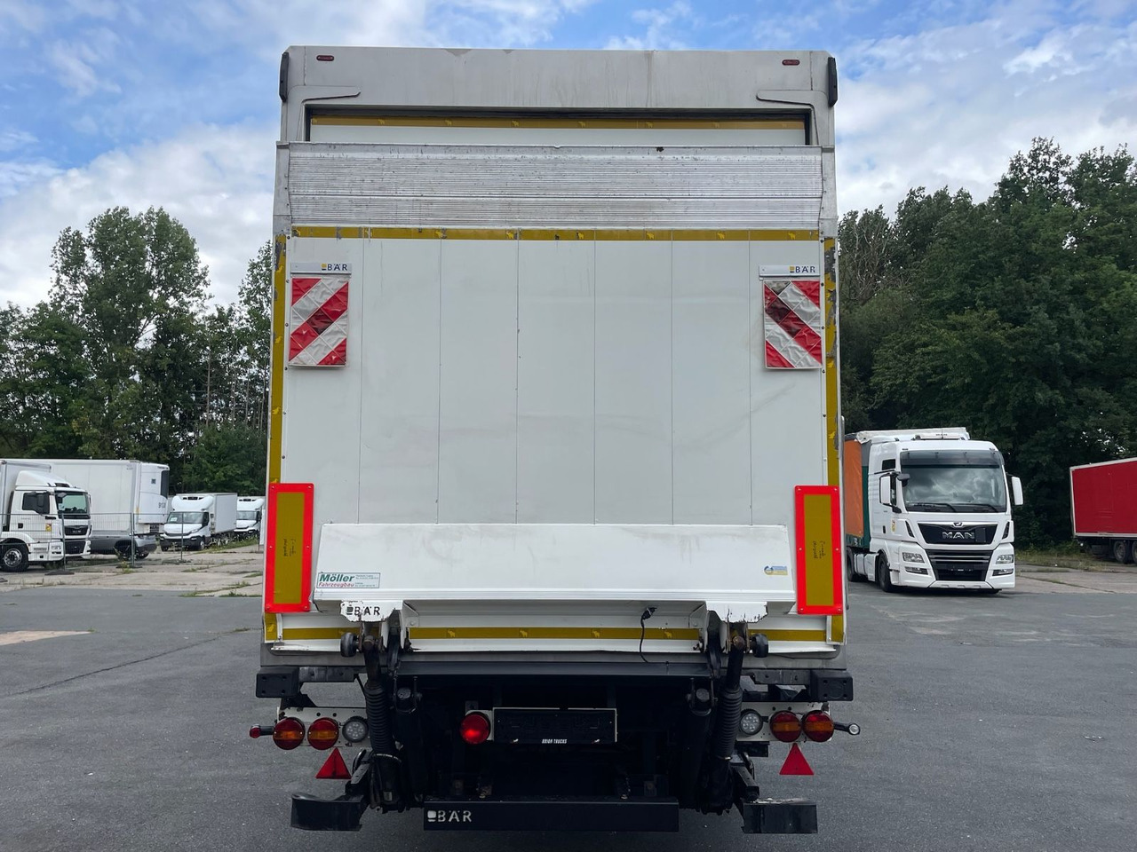 Schmitz Cargobull SCB*S3B/CARRIER/Vector1550/LBW/BÄR/2327h/13,4m - Refrigerator semi-trailer: picture 5 Schmitz Cargobull SCB*S3B/CARRIER/Vector1550/LBW/BÄR/2327h/13,4m - Refrigerator semi-trailer: picture 5