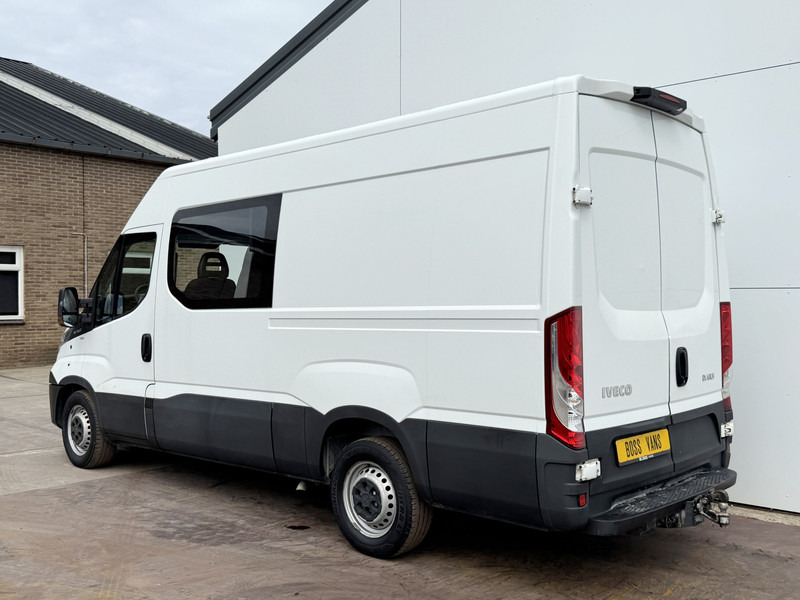 Iveco Daily 35S14 2.3 L2H2 Dubbele Cabine 7 Stoelen Airco Cruise Control Trekhaak 3.5t Lucht geveerde stoel - Panel van, Combi van: picture 2 Iveco Daily 35S14 2.3 L2H2 Dubbele Cabine 7 Stoelen Airco Cruise Control Trekhaak 3.5t Lucht geveerde stoel - Panel van, Combi van: picture 2