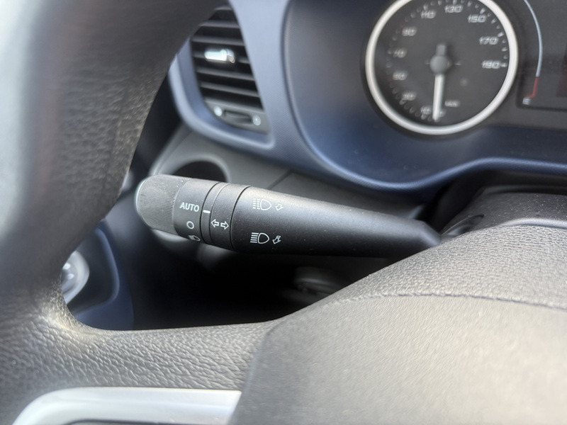 Flatbed van Iveco Daily 35S16 2.3 Automaat Open Laadbak Airco Adaptieve Cruise Control Standkachel 3.5t Trekhaak Navigatie Camera Pickup Pritische: picture 20 Flatbed van Iveco Daily 35S16 2.3 Automaat Open Laadbak Airco Adaptieve Cruise Control Standkachel 3.5t Trekhaak Navigatie Camera Pickup Pritische: picture 20