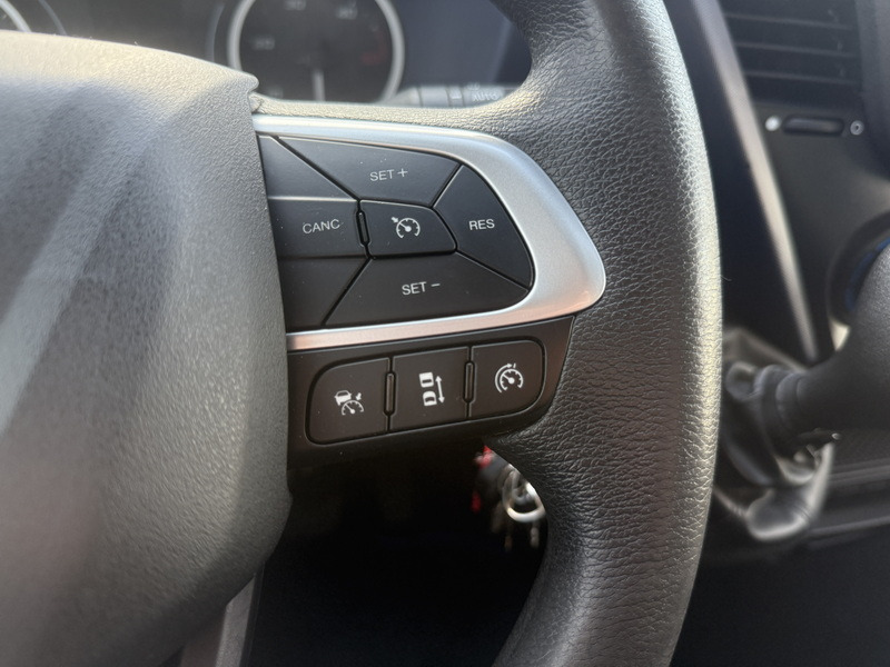 Flatbed van Iveco Daily 35S16 2.3 Automaat Open Laadbak Airco Adaptieve Cruise Control Standkachel 3.5t Trekhaak Navigatie Camera Pickup Pritische: picture 19 Flatbed van Iveco Daily 35S16 2.3 Automaat Open Laadbak Airco Adaptieve Cruise Control Standkachel 3.5t Trekhaak Navigatie Camera Pickup Pritische: picture 19