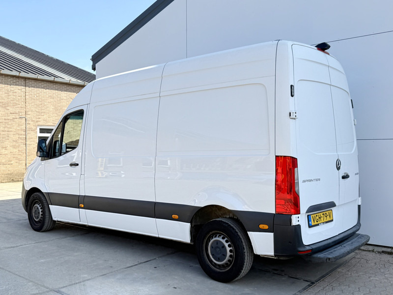 Mercedes-Benz Sprinter 314 2.2 CDI Automaat L2H2 Climate Control Cruise Control Standkachel Navigatie Camera - Panel van: picture 2 Mercedes-Benz Sprinter 314 2.2 CDI Automaat L2H2 Climate Control Cruise Control Standkachel Navigatie Camera - Panel van: picture 2