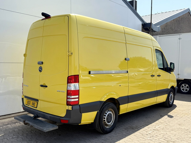 Mercedes-Benz Sprinter 319 3.0 CDI V6 V6 Automaat L2H2 Climate Control Cruise Control Trekhaak Camera Stoelverwarming - Panel van: picture 3 Mercedes-Benz Sprinter 319 3.0 CDI V6 V6 Automaat L2H2 Climate Control Cruise Control Trekhaak Camera Stoelverwarming - Panel van: picture 3