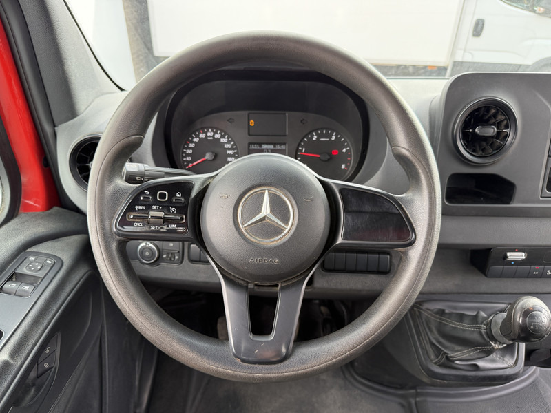 Tipper van Mercedes-Benz Sprinter 514 2.2 CDI Kipper Dubbellucht 3.5t Trekhaak Climate Control Cruise Control Benne Tipper: picture 18 Tipper van Mercedes-Benz Sprinter 514 2.2 CDI Kipper Dubbellucht 3.5t Trekhaak Climate Control Cruise Control Benne Tipper: picture 18