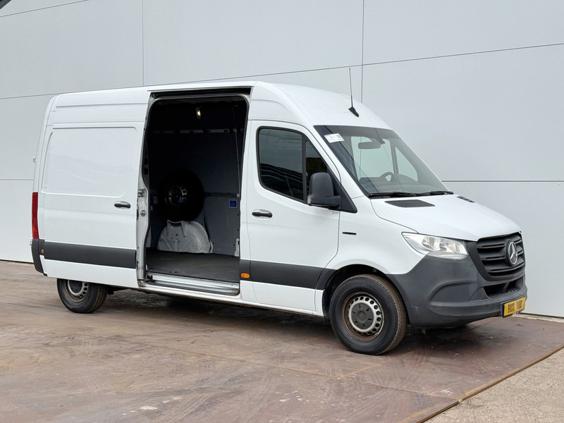 Mercedes-Benz eSprinter 312 - Binnenkort verwacht! L2H2 100% Elektrisch 55kWh 168km WLTP 80kw Snelladen Climate Control Camera Stoelverwarming - Panel van, Electric van: picture 5 Mercedes-Benz eSprinter 312 - Binnenkort verwacht! L2H2 100% Elektrisch 55kWh 168km WLTP 80kw Snelladen Climate Control Camera Stoelverwarming - Panel van, Electric van: picture 5