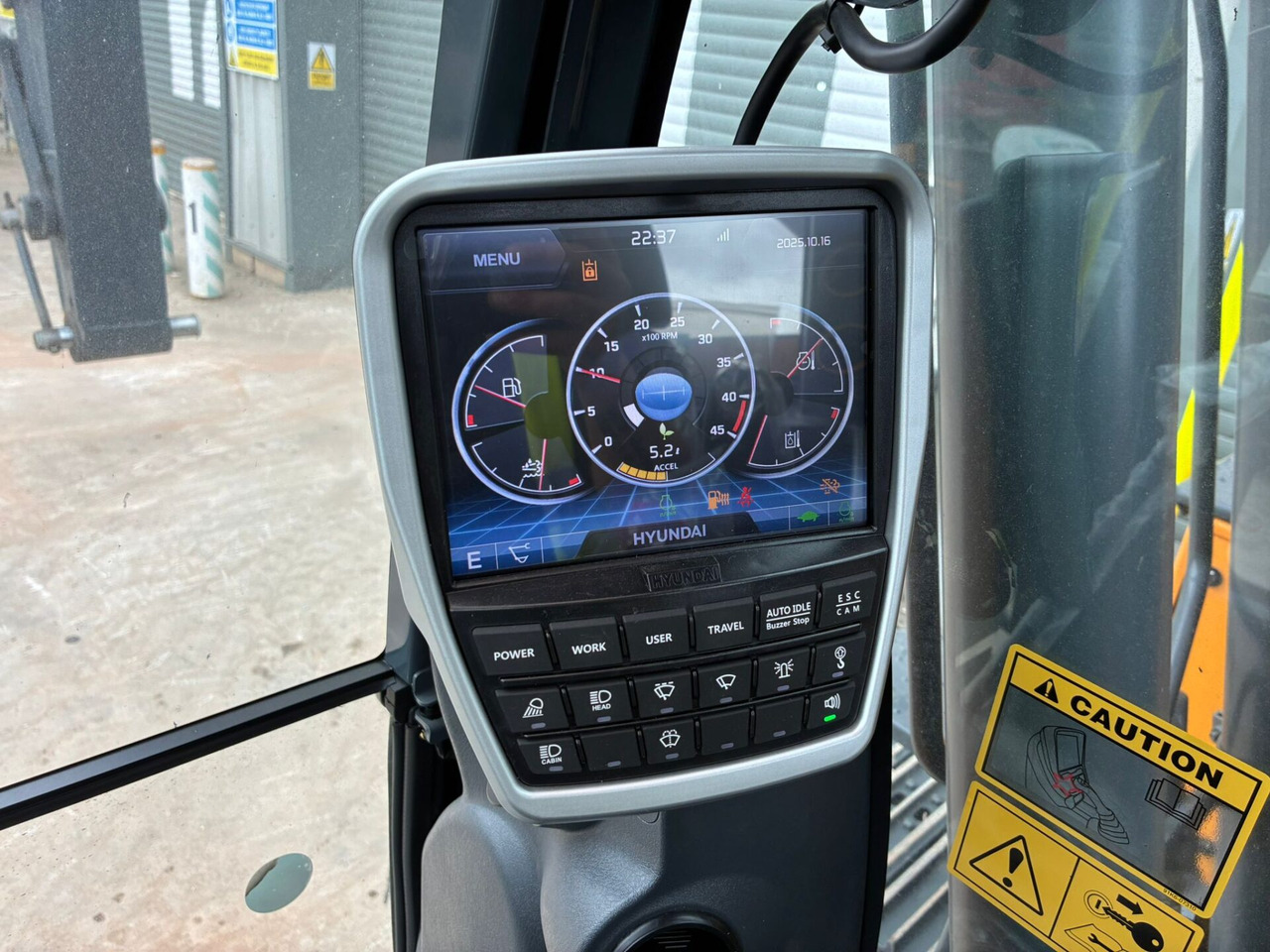 Crawler excavator Hyundai HX145ALCR: picture 17