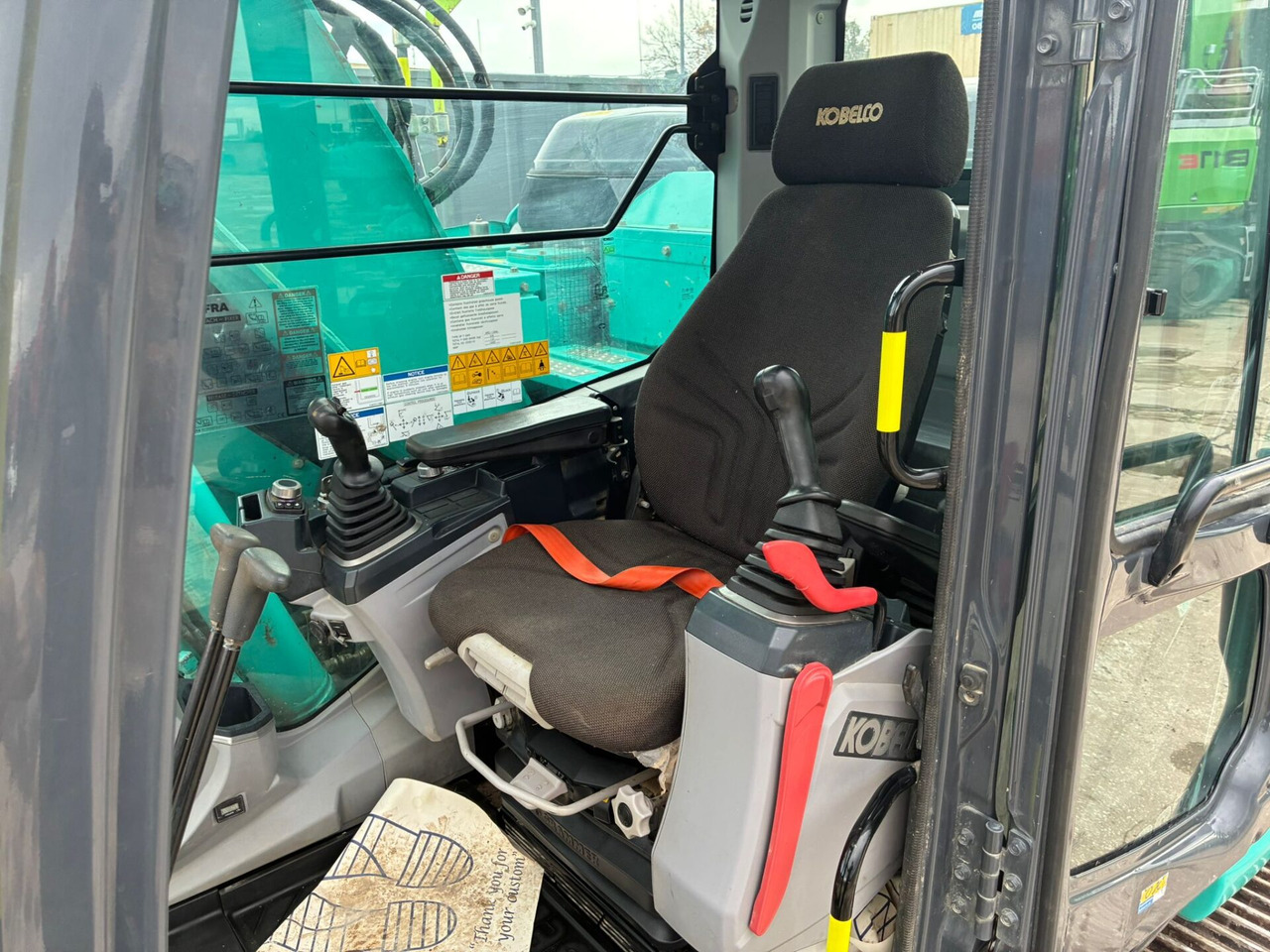 Crawler excavator Kobelco SK140SRLC-7: picture 18