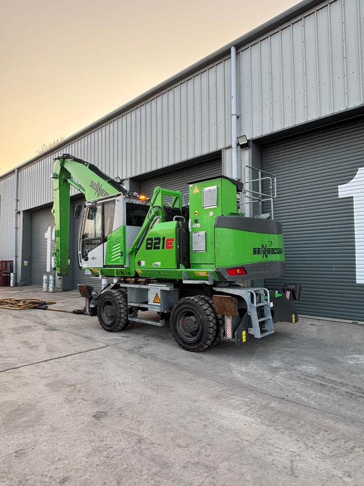 Sennebogen 821E Electric - Waste/ Industry handler: picture 3 Sennebogen 821E Electric - Waste/ Industry handler: picture 3