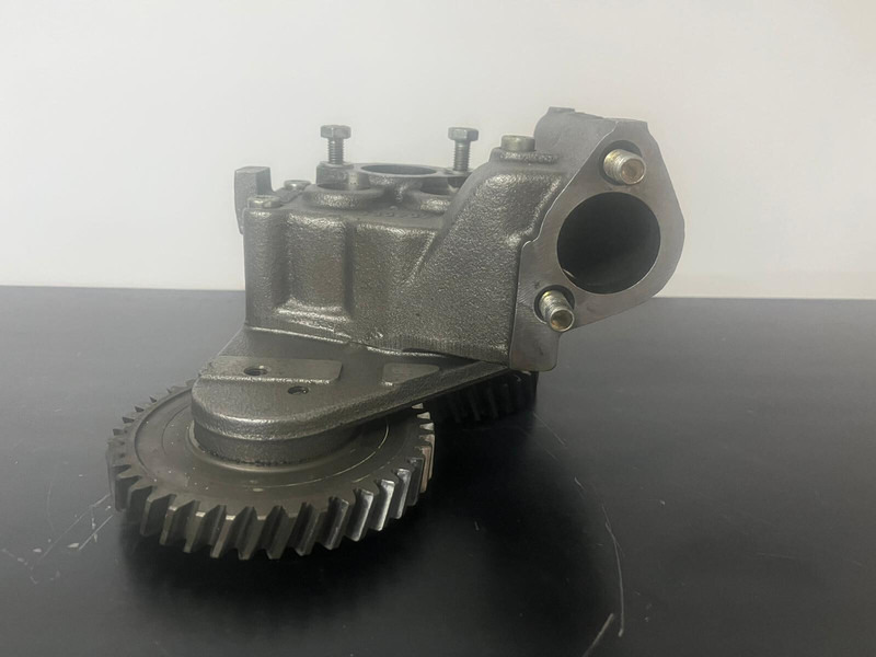 Liebherr P964 , R974 ,R964 - Oil pump: picture 1 Liebherr P964 , R974 ,R964 - Oil pump: picture 1
