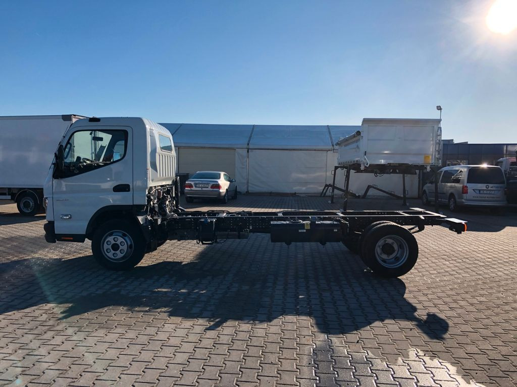 FUSO CANTER 7C18H - Cab chassis truck: picture 4 FUSO CANTER 7C18H - Cab chassis truck: picture 4